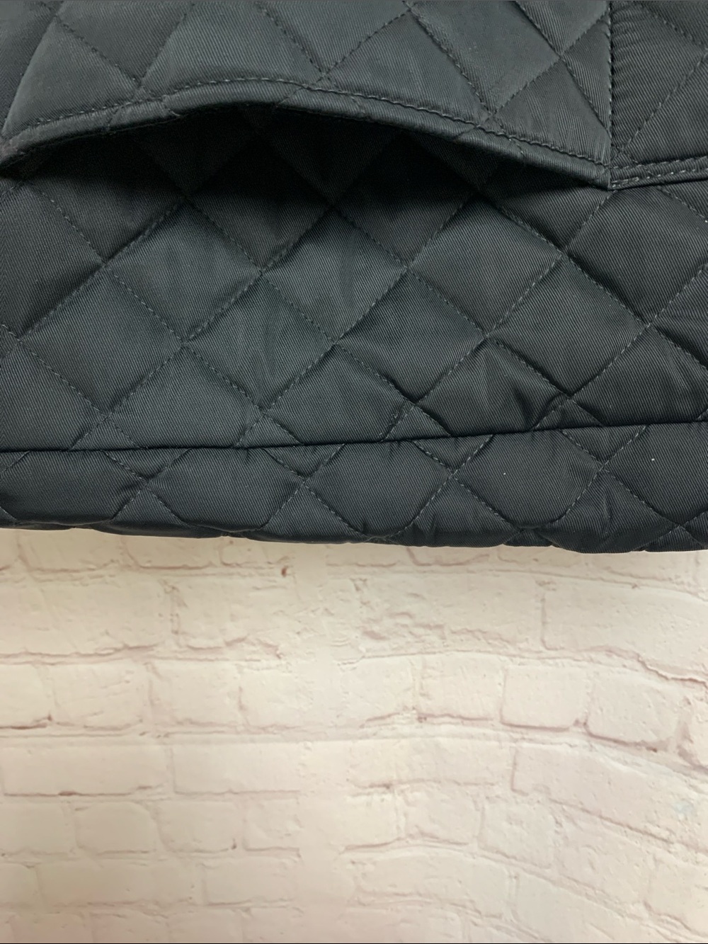 Vera Bradley Iconic Traveler Weekender Black Twill Quilt Bag - Picture 6 of 11
